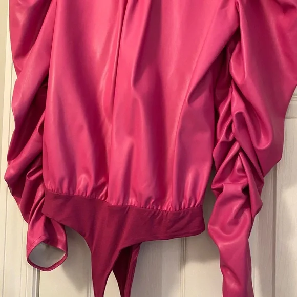 Buddy Love Joan pink bodysuit - Picture 11 of 13